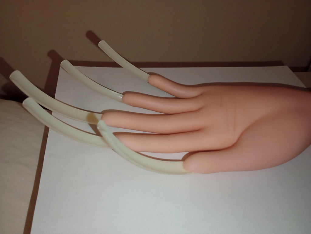 The Ultimate Back Scratcher Claw