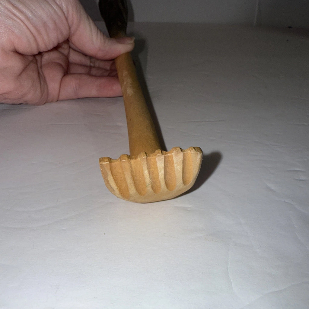 Back Scratcher for Men/Women  Handcrafted Wooden Animal Lover, Wolf Head