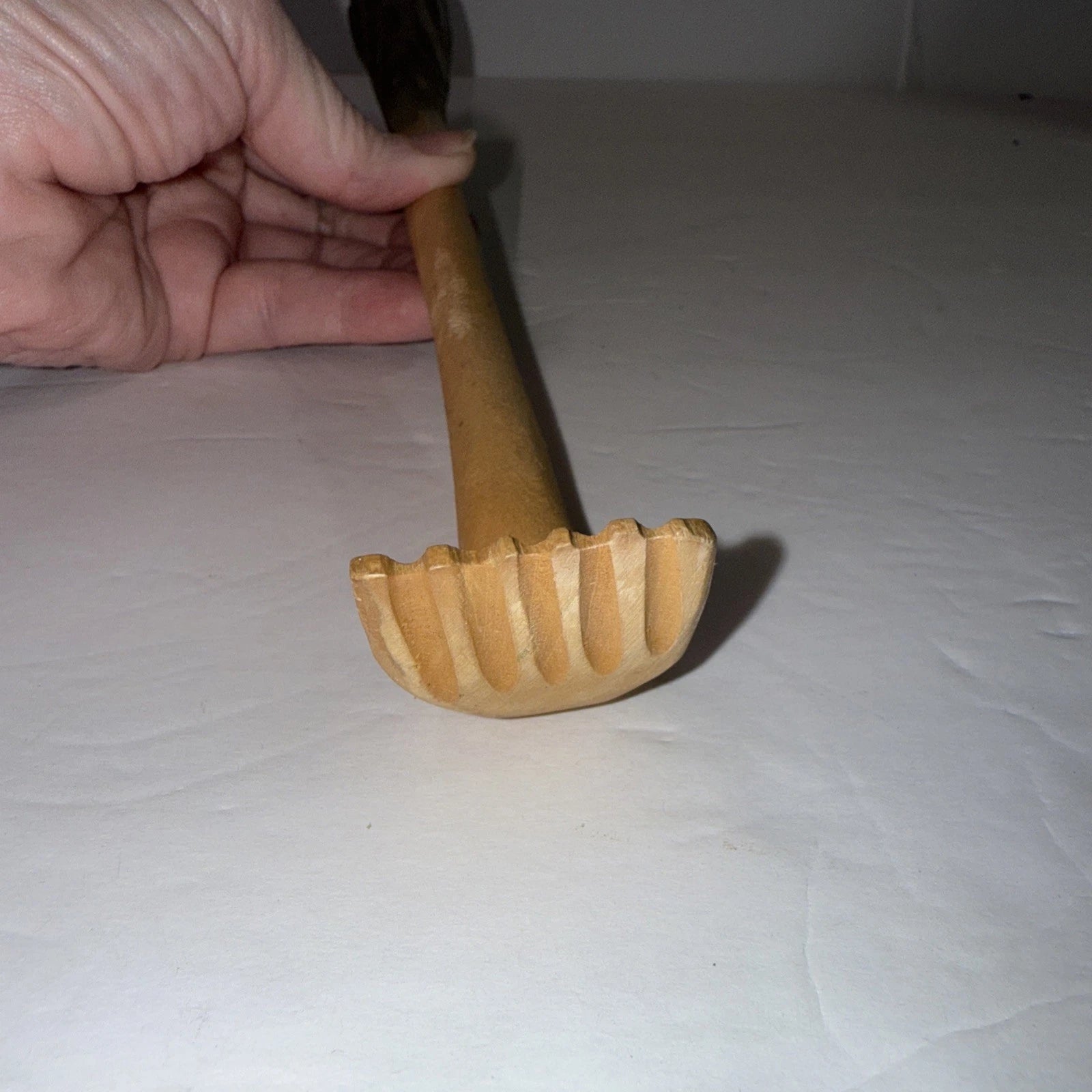 Back Scratcher for Men/Women  Handcrafted Wooden Animal Lover, Wolf Head